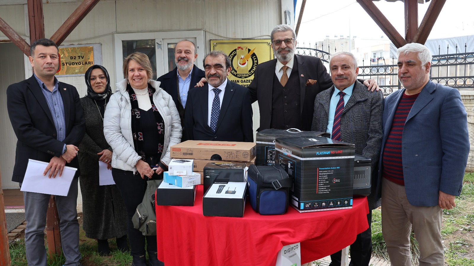 Gazeteciler Cemiyeti, Adıyaman'da Ekipman Desteğinde Bulundu