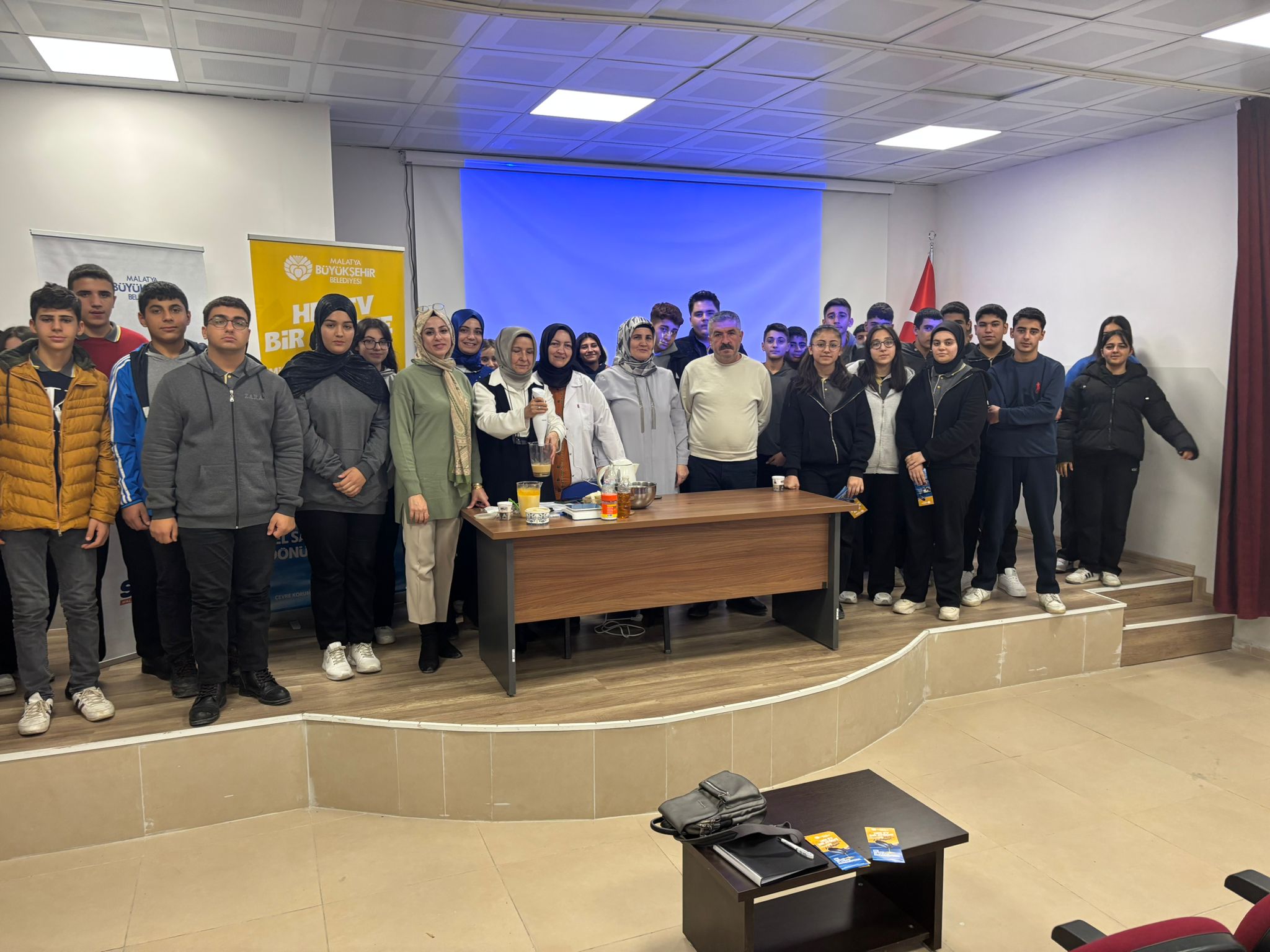 'HER EV BİR ATÖLYE' PROJESİ DEVAM EDİYOR