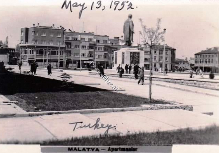 1952 Malatya Hükumet Meydanı