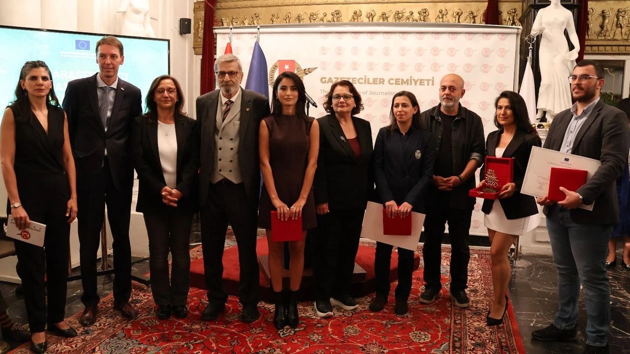 2025 AB Araştırmacı Gazetecilik Ödülleri sahiplerini buldu