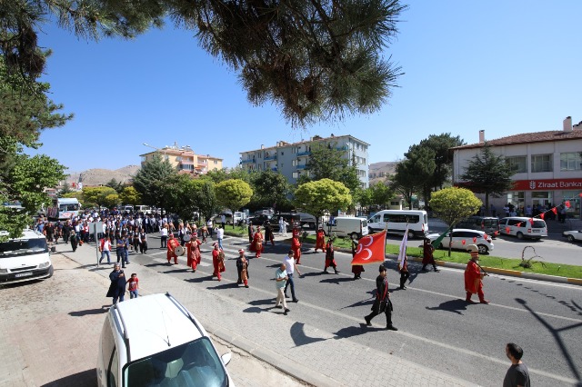 69. Darende Zengibar Güreş ve Kültür Festivali Başladı