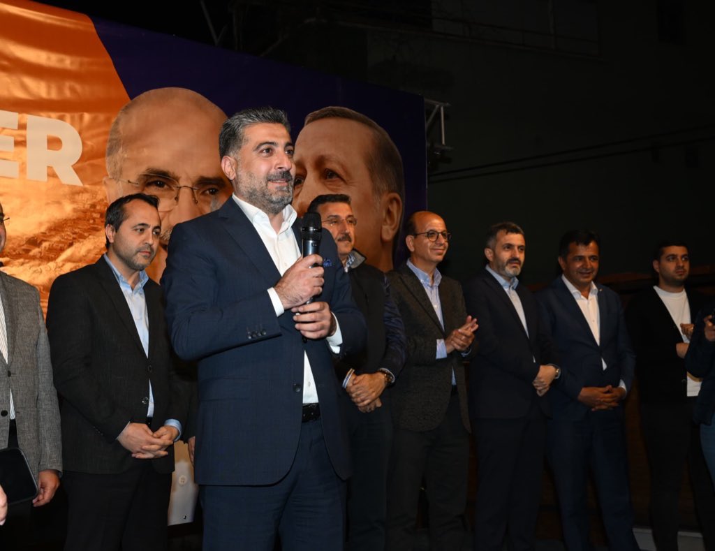 AK Parti Malatya'da Kazanmanın Sevincini Yaşıyor