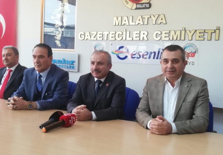 AK Parti Malatya İl Başkanı İhsan Koca,Eleştirilere siyasiler olarak alışkın olmalıyız