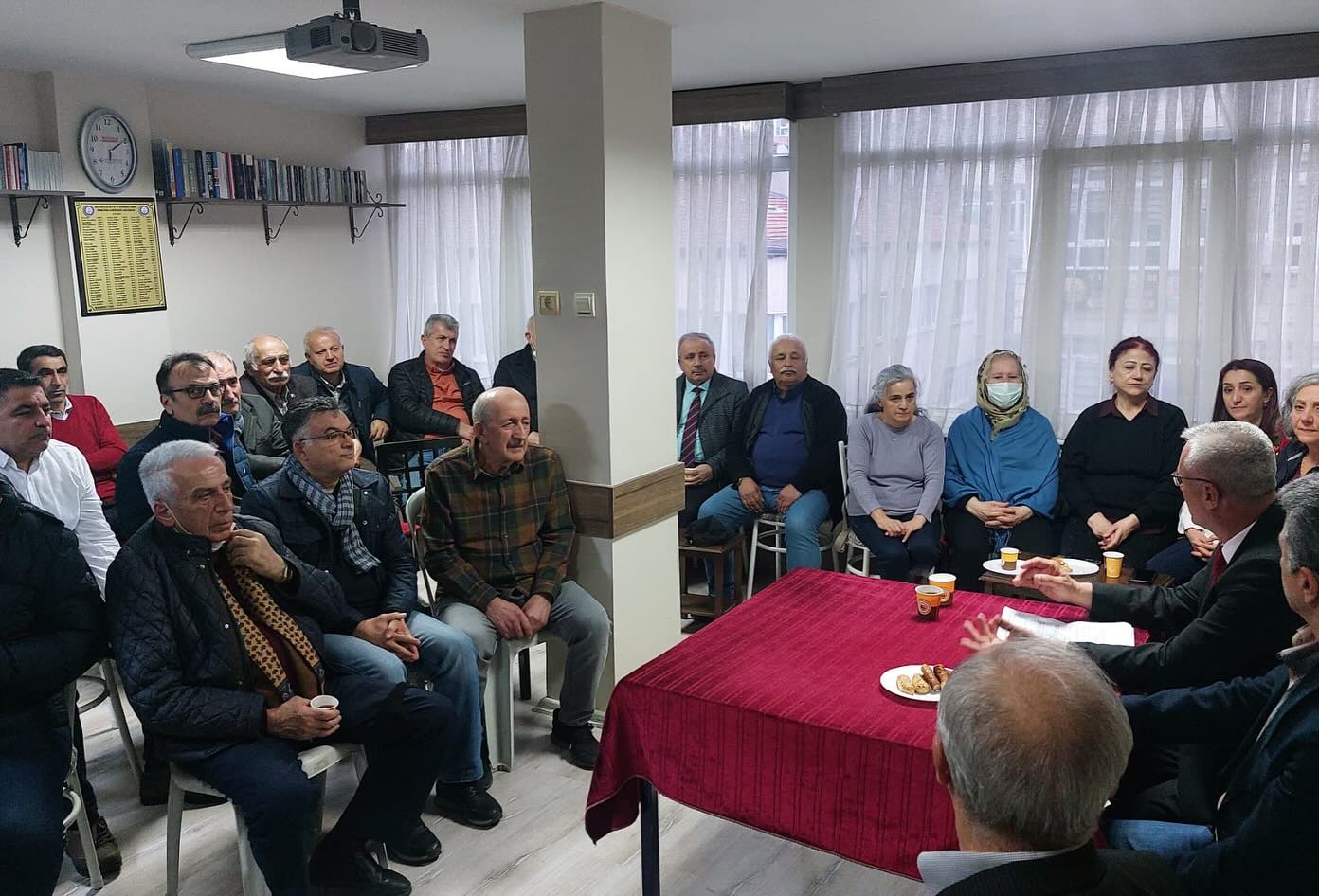 Ankara Arguvanlılar Derneği Ersoy Eren'i Ağırladı