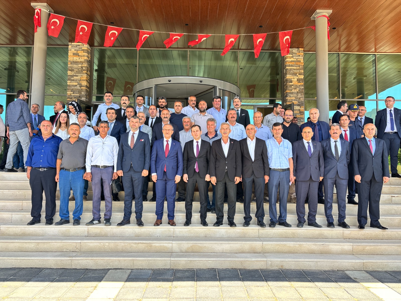 Arapgir'de Muhtarlar Toplantı Yapıldı