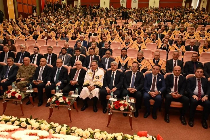 AYM Başkanı Özkaya Akademik Yıl Açılış Törenine Katıldı