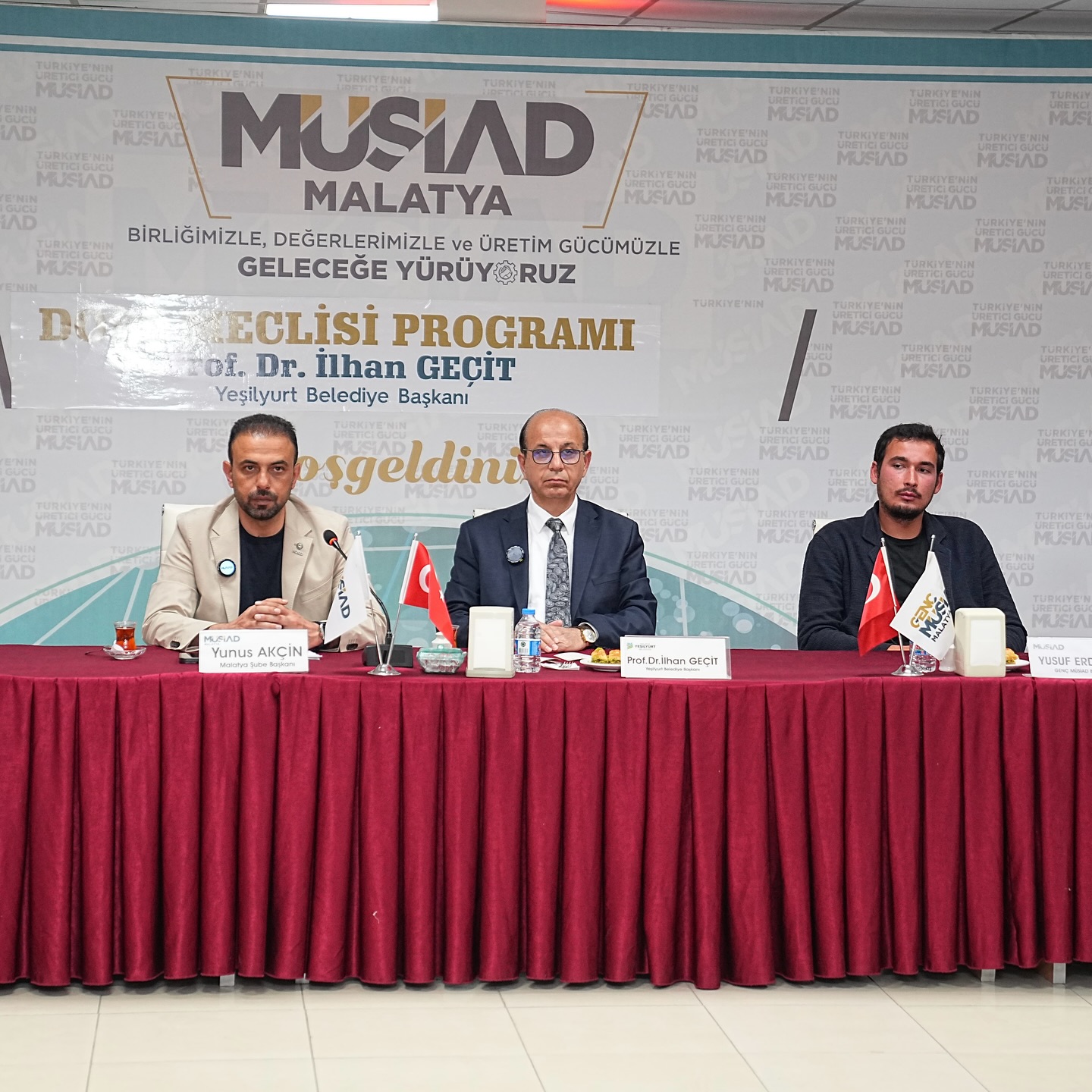 Başkan Geçit, ‘Dost Meclisi’ Programına Katıldı