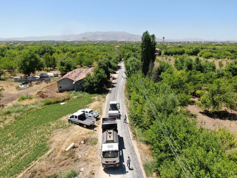 Bahçelievleri'in Yolu Asfaltlandı