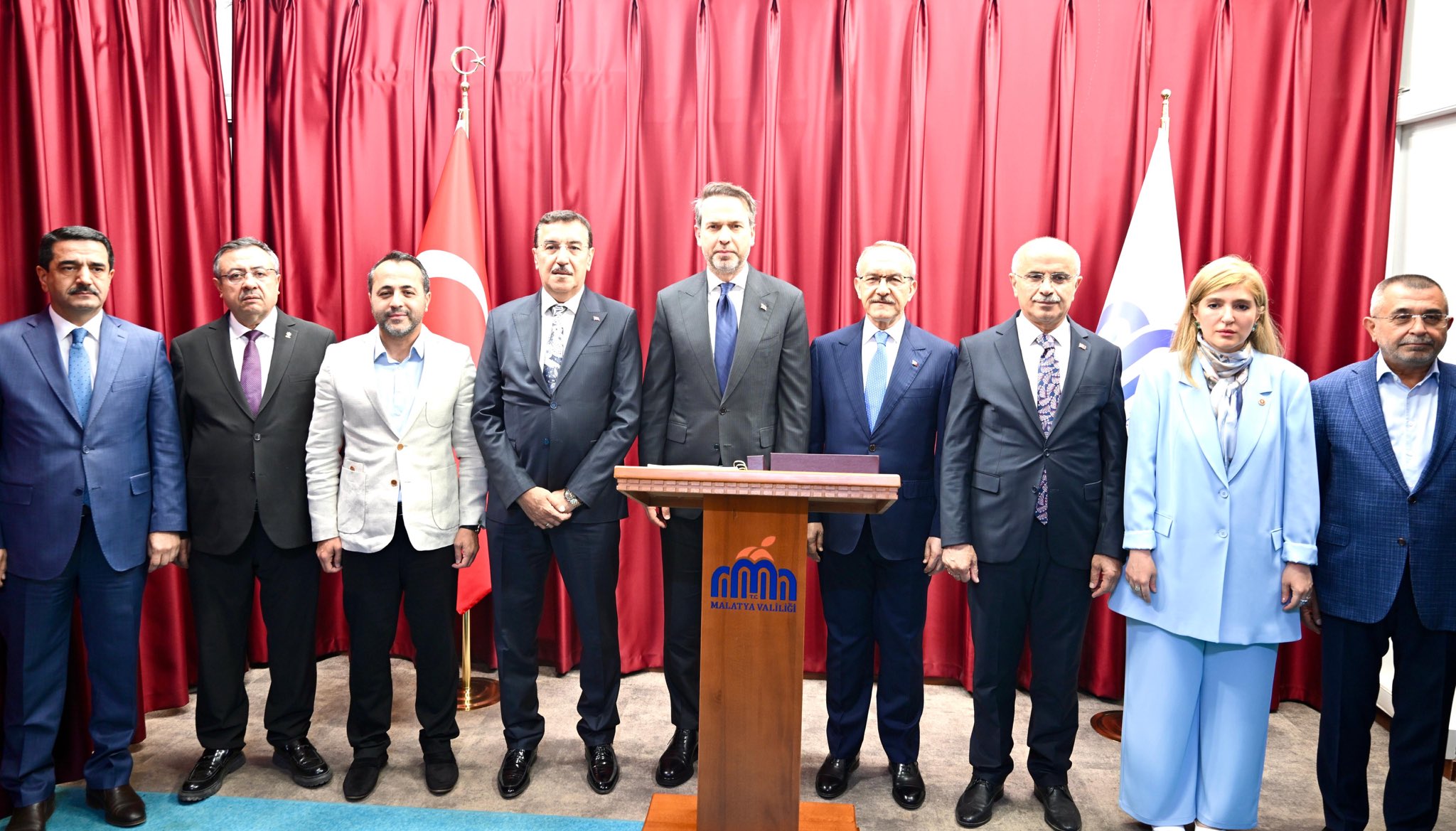 Bakan Bayraktar Malatya'da İncelemelerde Bulundu