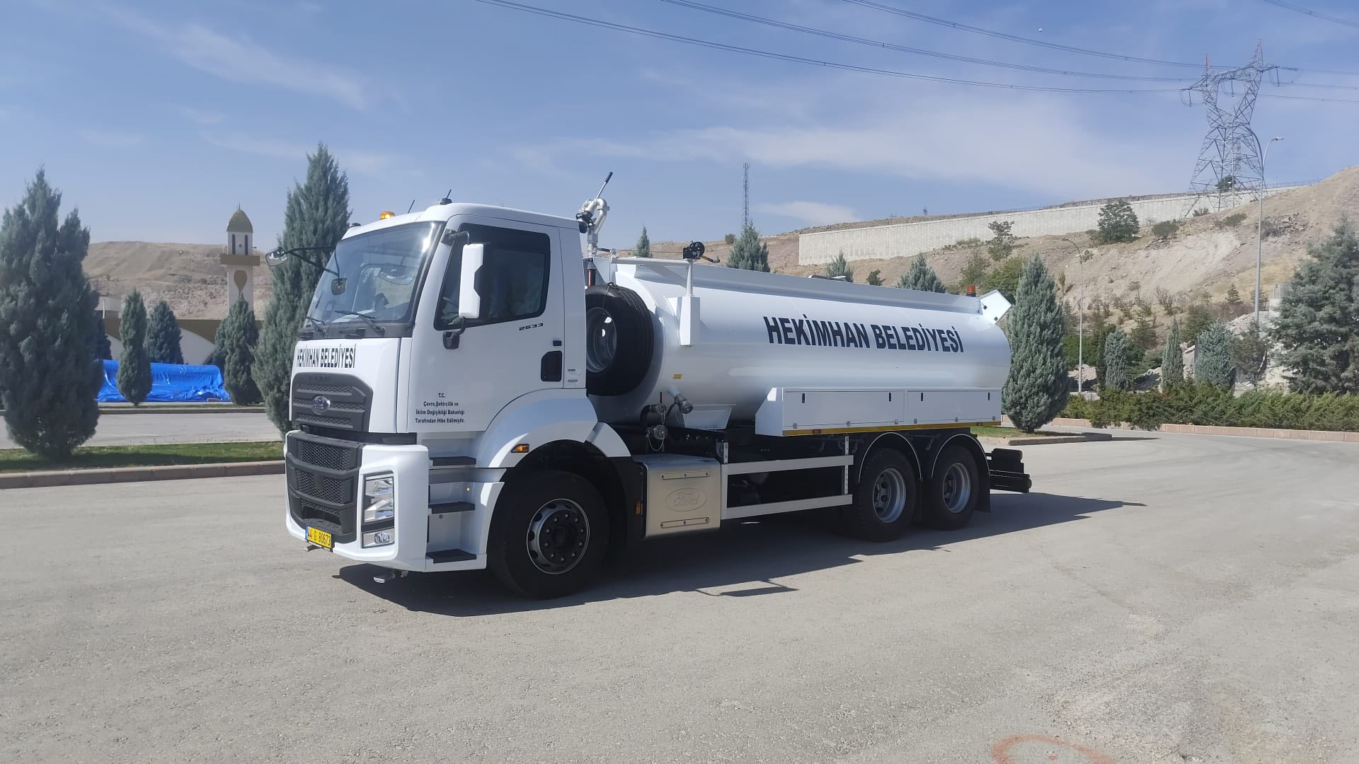 Bakanlıktan Hekimhan'a Hibe Araç Desteği