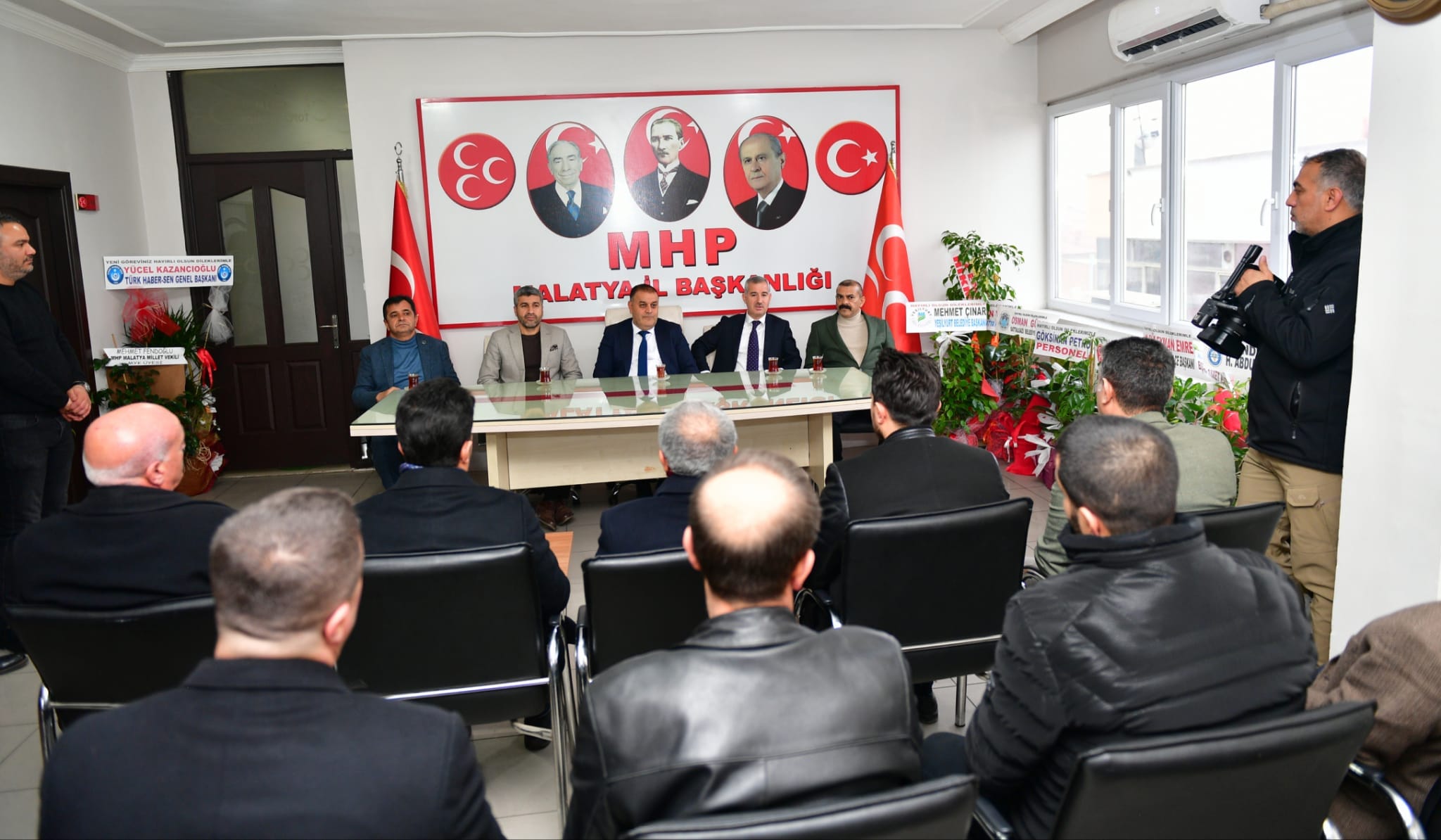Başkan Çınar, MHP İl Başkanı Gök'ü Ziyaret Etti