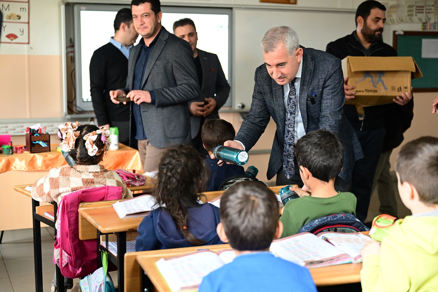 Başkan Çınar Okulları Ziyaret Etti