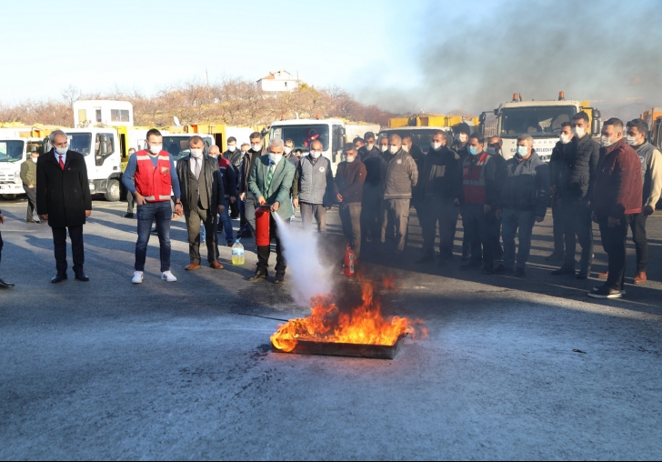 BATTALGAZİ BELEDİYESİNDEN PERSONELİNE YANGIN TATBİKATI