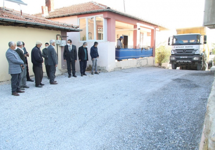 Battalgazi Belediyesi Orduzu'nun Yollarını Asfaltlıyor