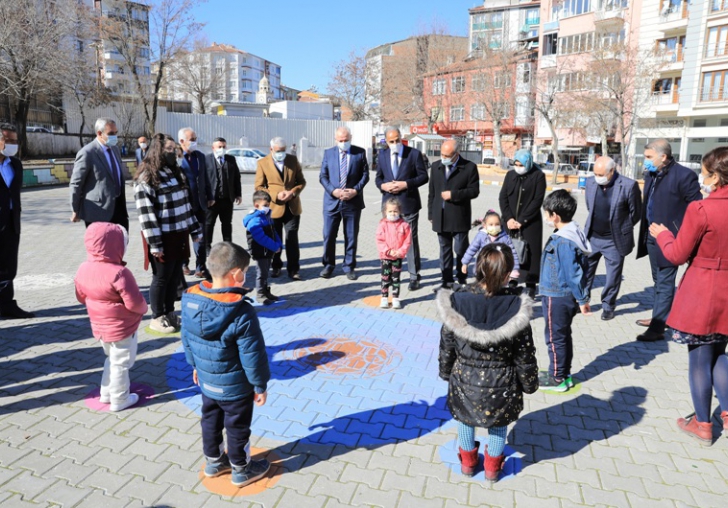 Battalgazi'de Okullarda Özel Oyun Alanları Oluşturuldu