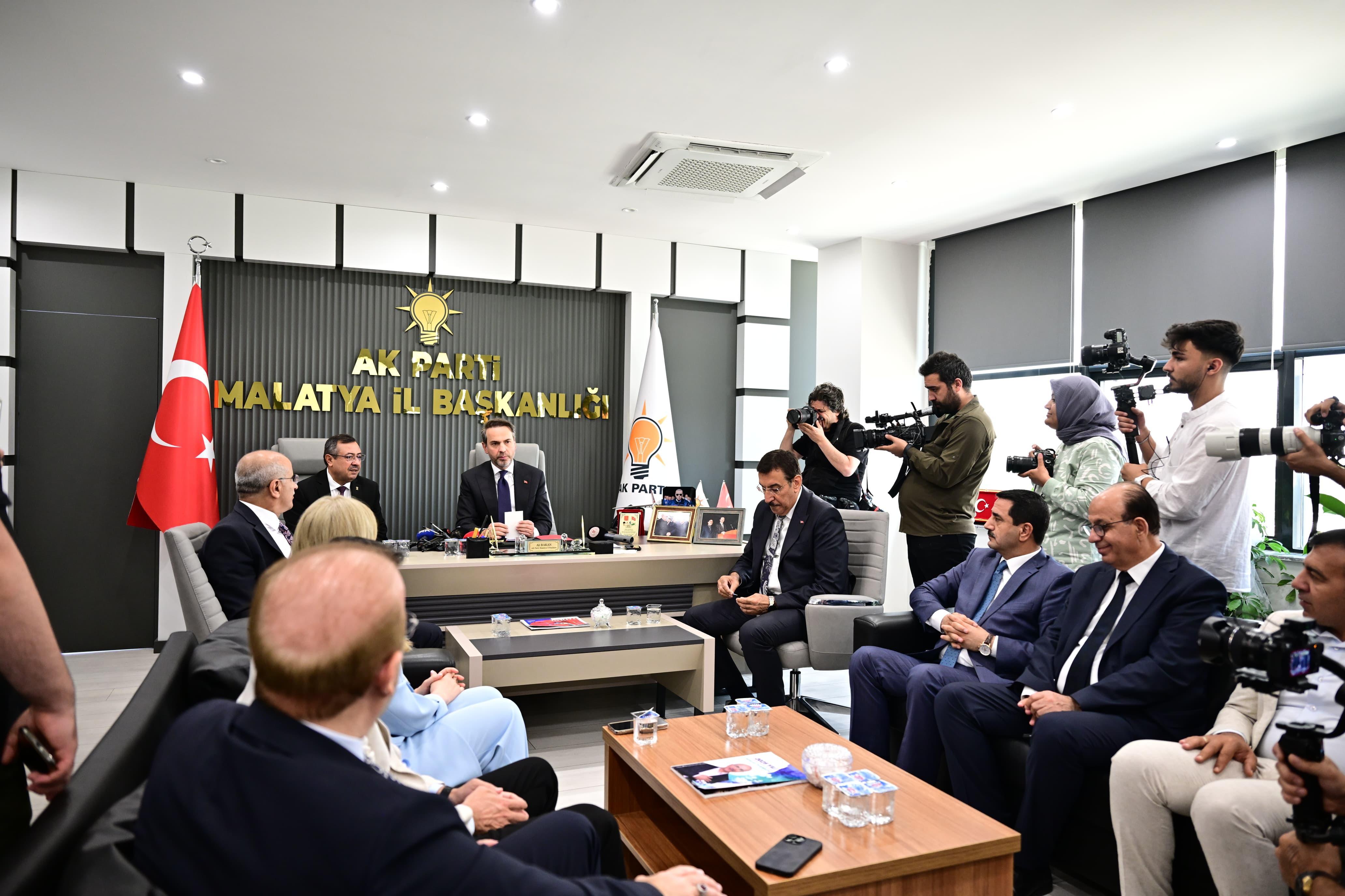 Bayraktar: Malatya'nın Elektrik Şebekesini Yenileyeceğiz