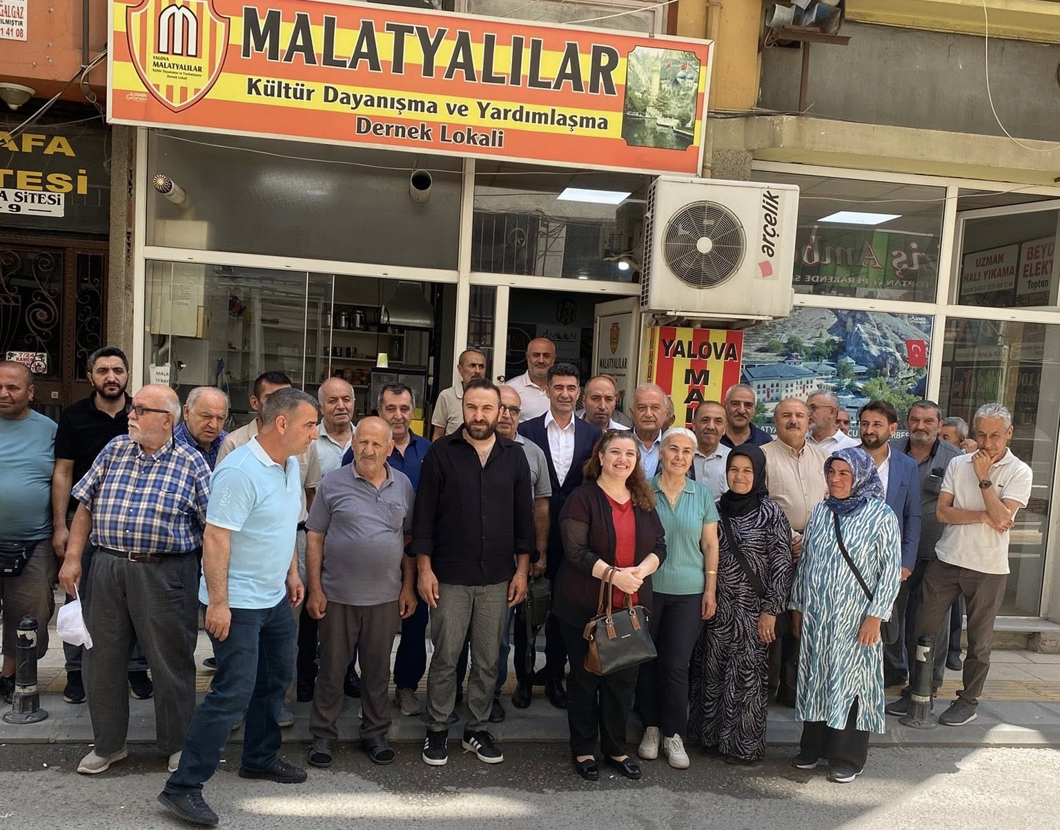 Başkan Yıldırım Yalova Malatyalılar Derneğine Ziyaret