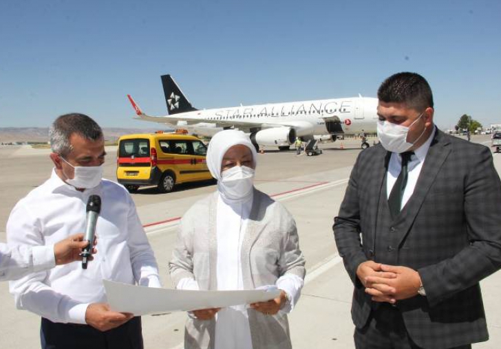 Çalık: Erhaç Hava Limanına Yeni Terminal Binası yapılacak