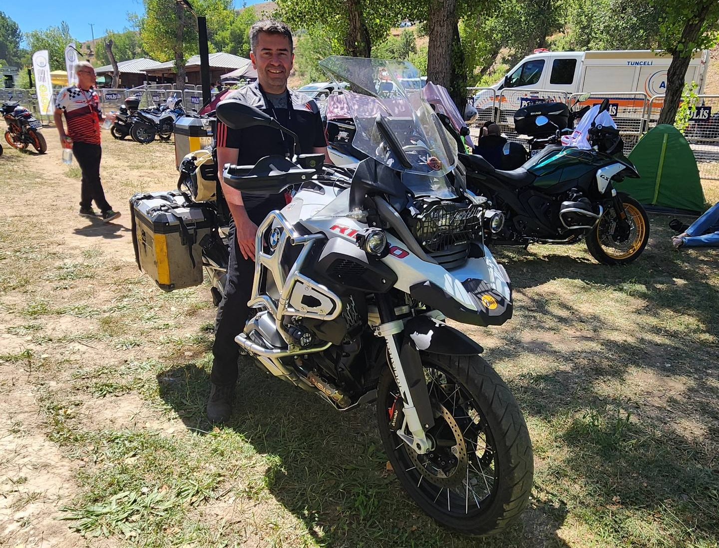 CHP'nin Motosiklet Tutkunu Başkanı İstanbul'a Gidip Geldi