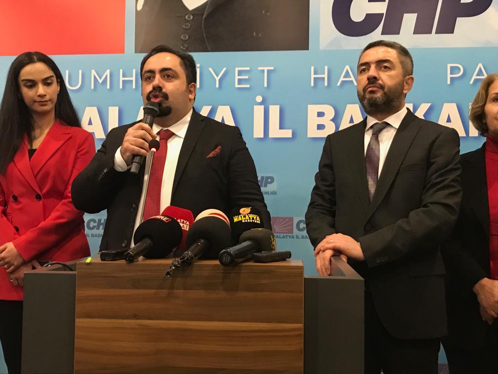 CHP'de Yeni Başkan Yıldız Görevi Devir Aldı