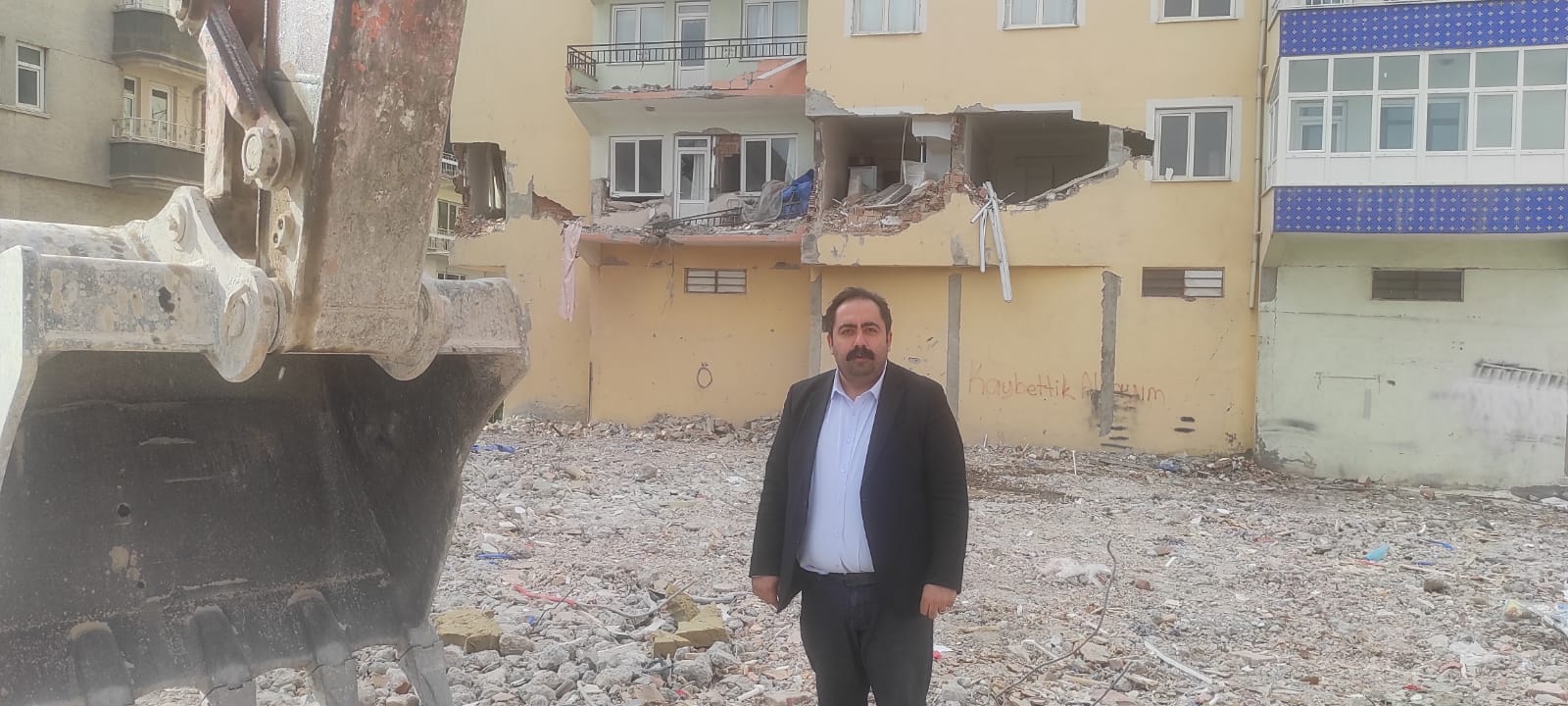 CHP Hasarsız Binalara Zarar Verilmesini Eleştirdi