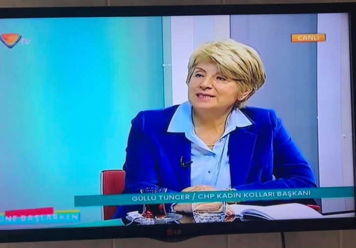 CHP İl Kadın Kolları Başkanı Tuncer canlı yayında aday olmayacağını açıkladı