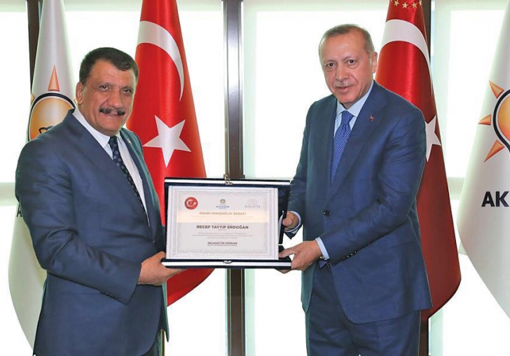 Cumhurbaşkanı Erdoğan'dan, Gürkan'a maske teşekkürü