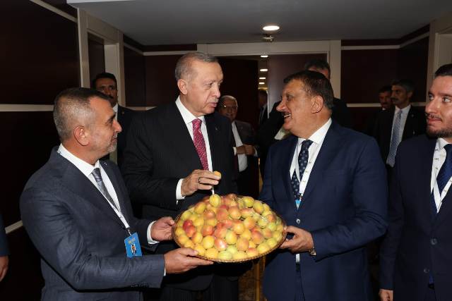 Cumhurbaşkanı Erdoğan'ı Malatya'ya Davet Ettiler