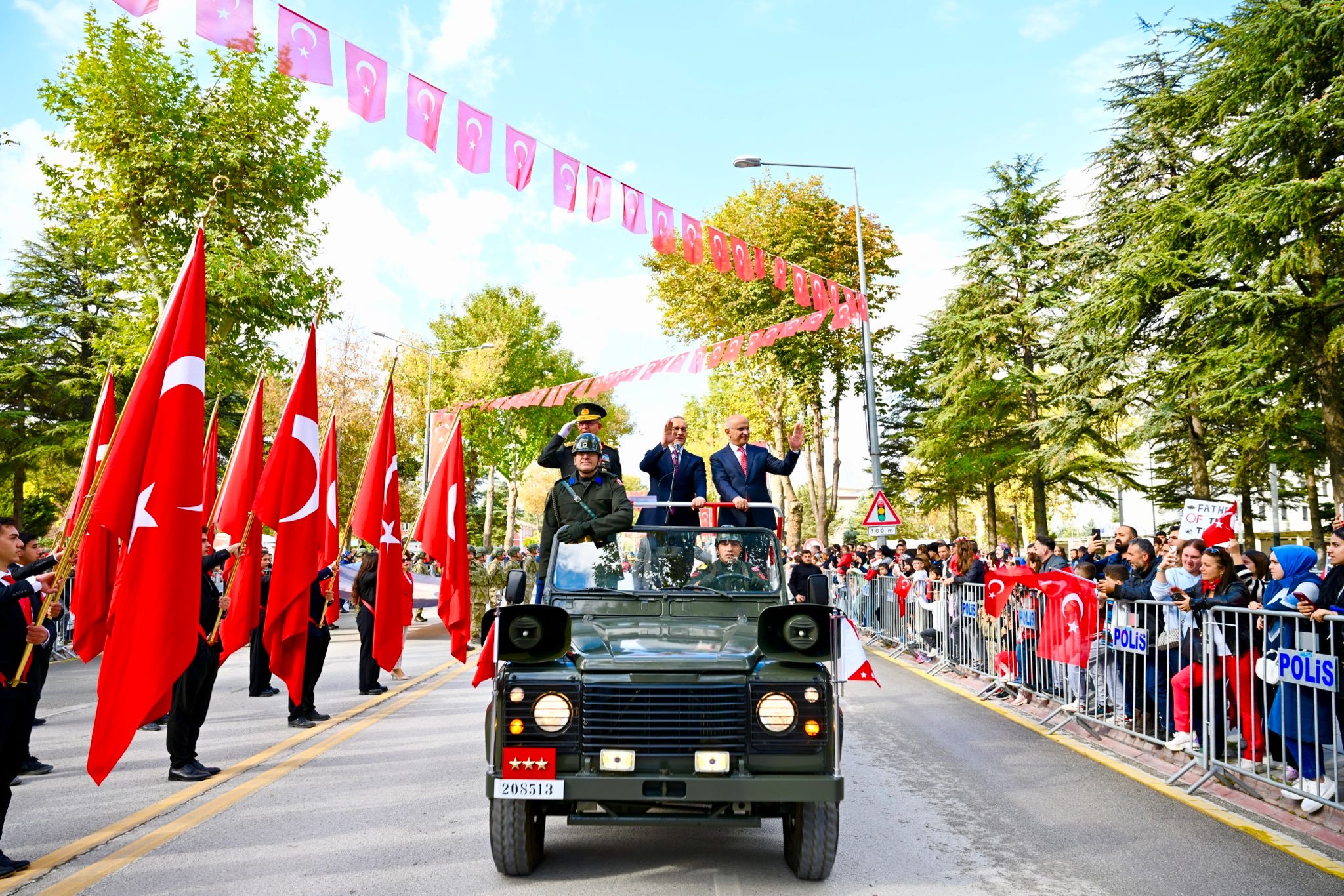 Cumhuriyetin 102. Yılı Malatya’da Coşkuyla Kutlandı