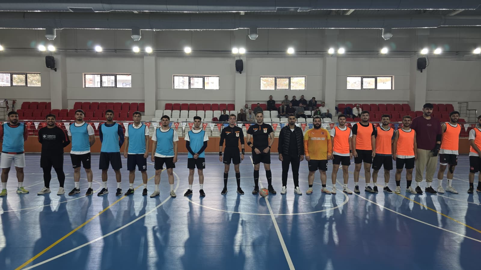 CUMHURİYET KUPASI FUTSAL TURNUVASI TAMAMLANDI