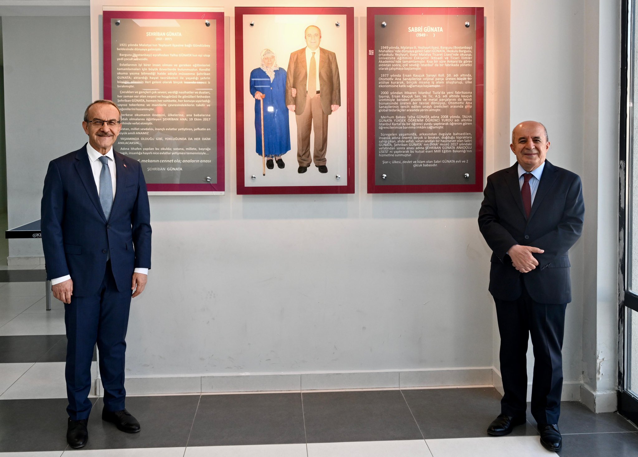 İş Adamı Yaptırdığı Okulu Ziyaret Etti