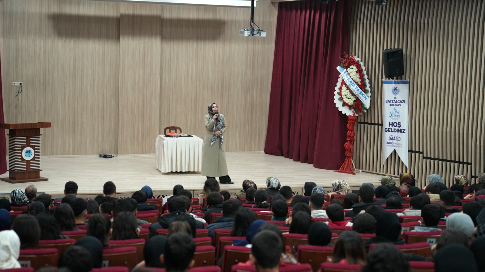 Derya Şafak: Mescid-i Aksa ümmetin evidir