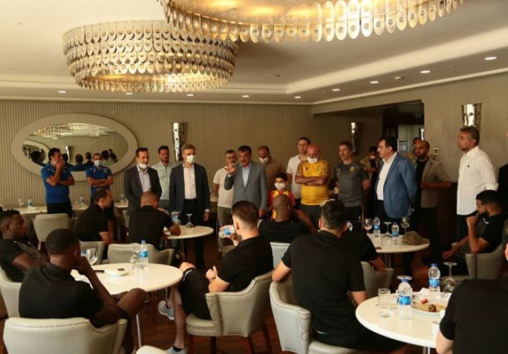 Fenerbahçe maçı öncesi Yeni Malatyaspor'a moral desteği