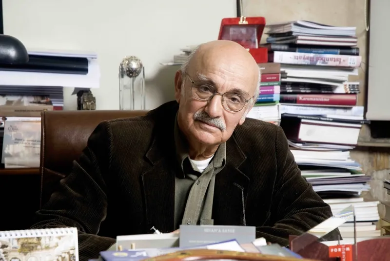 ÇEKÜL Vakfı Başkanı Prof.Dr. Metin Sözen Vefat Etti