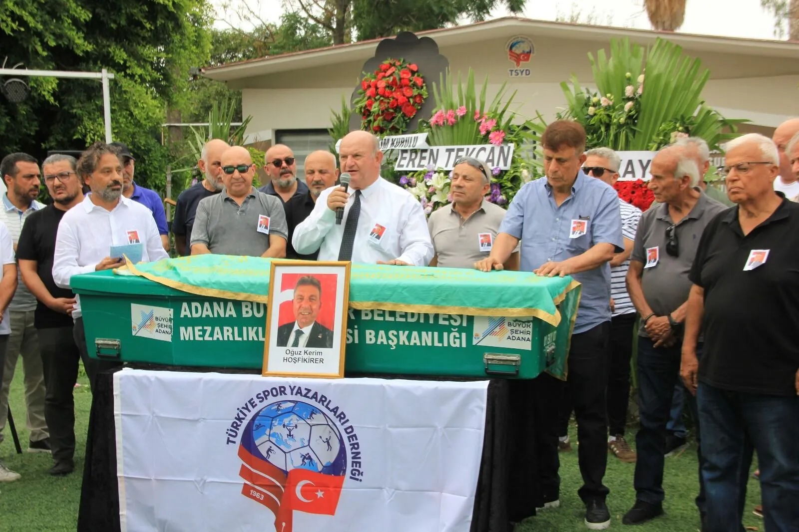 GAZETECİ KERİM HOŞFİKİRER SON YOLCULUĞUNA UĞURLANDI