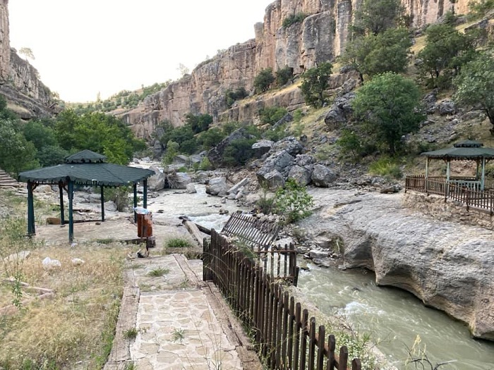 Girmana Kanyonu Kaderine Terk Edildi