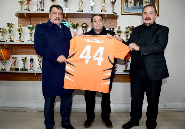 Gürkan ve Fendoğlu Büyükşehirspor'u ziyaret etti