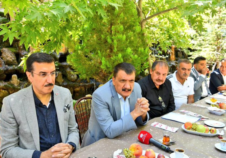 Gürkan ve Tüfenkci Belediyespor'la bir araya geldi