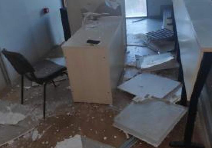 İnönü Üniversitesinde ögrenciler hasarlı binalarda sınava girdi.