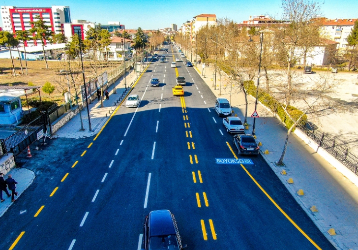 İstasyon Caddesi Yıllar Sonra Yenilendi