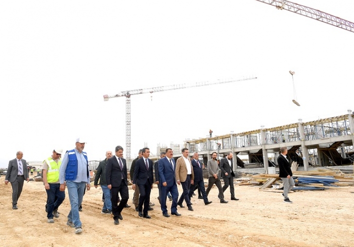 Kayısı Ticaret Merkezi inşaatı Devam Ediyor