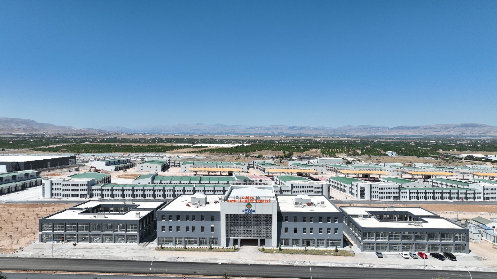 Kayısı Esnafları Yeni Şire Pazarında Bir Araya Getiriliyor