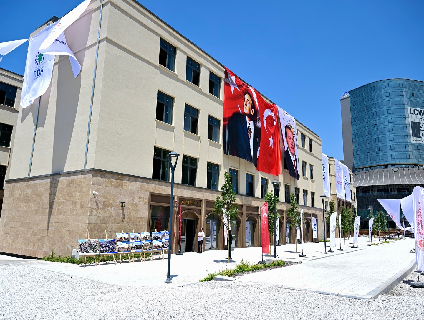 Kuyumcular Yeni Çarşıyı da Beğenmedi