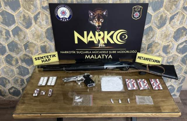 Malatya'da 24 Torbacı Tutuklandı