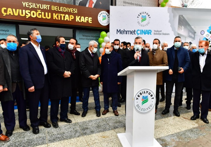 Malatya'da Çavuşoğlu Kitap Kafe törenle açıldı