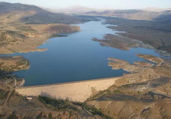 Malatya'da kuraklık tehlikesi...Barajlar Boşaldı