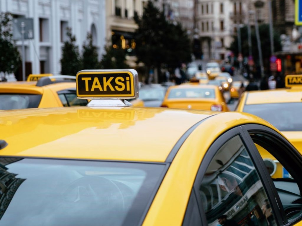 Malatya'da Taksi Ücretlerine Zam... İndi-Bindi  60 TL.