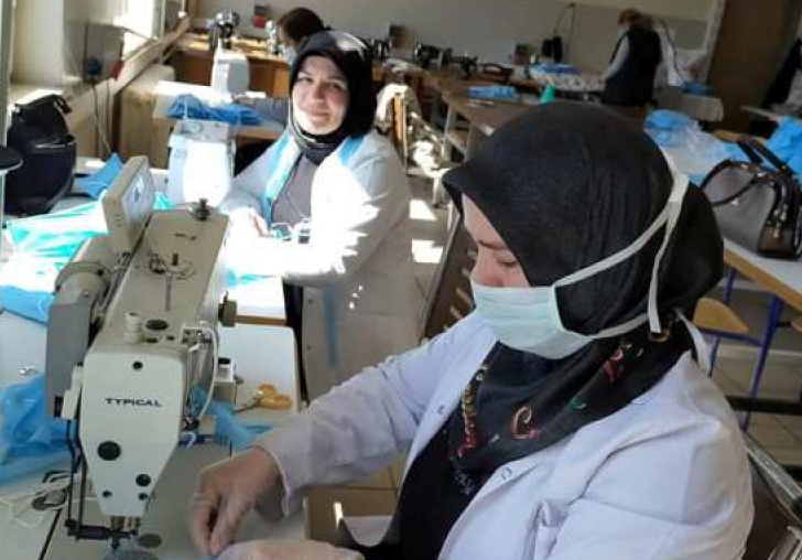 Malatya'da Usta Öğreticiler maske üretimine başladı