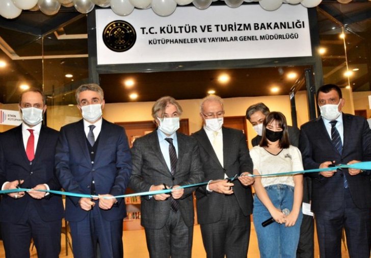 Malatya Park AVM Kütüphanesi Düzenlenen Törenle Açıldı