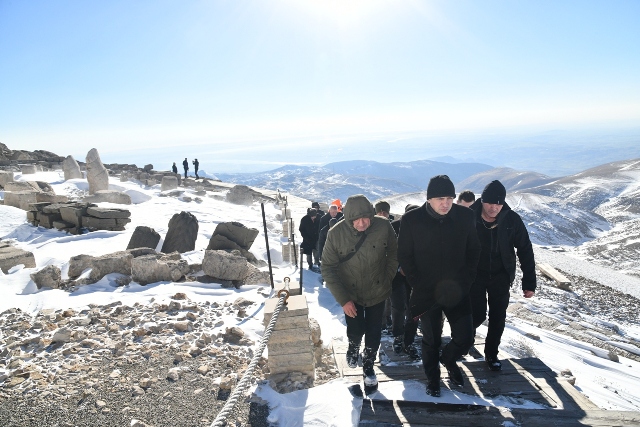 Malatya Valiliği:  Nemrut Dağı Kahta Sınırları İçindedir